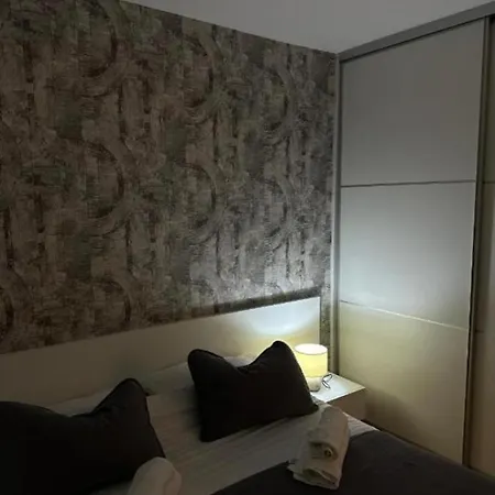 Saray - Center - Free Parking * 塞拉耶佛