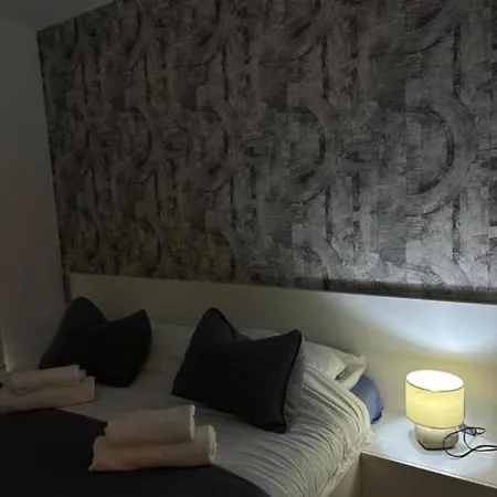 Apartment Saray - Center - Free Parking *